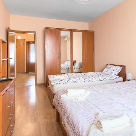 Like Home Burgas City Exterior foto